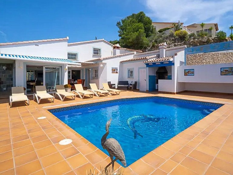 Villa for Sale in Verde pino, Moraira, Alicante 2