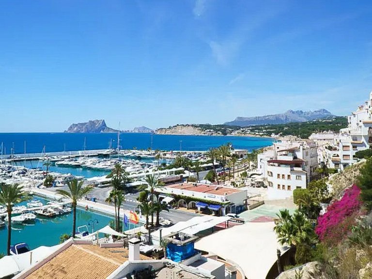 Villa for Sale in Verde pino, Moraira, Alicante 35