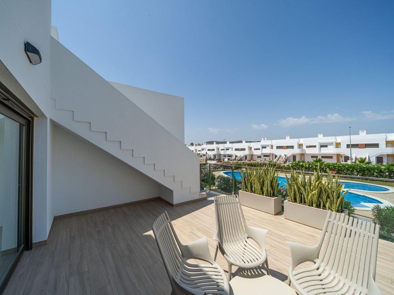 Villa for Sale in Desamparados-Hurchillo-Torremendo, Orihuela, Alicante 1