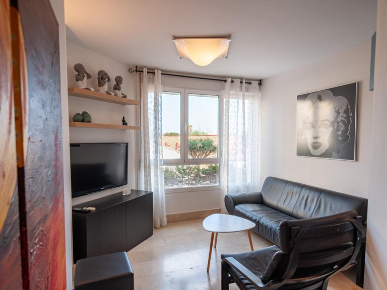 Apartment for Sale in Playa de Fossa-Levante, Calpe, Alicante 1