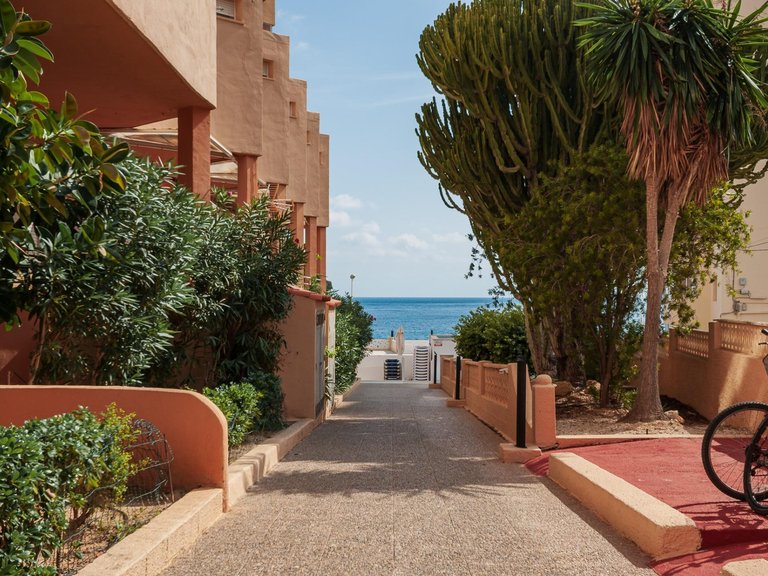 Apartment for Sale in Playa de Fossa-Levante, Calpe, Alicante 14