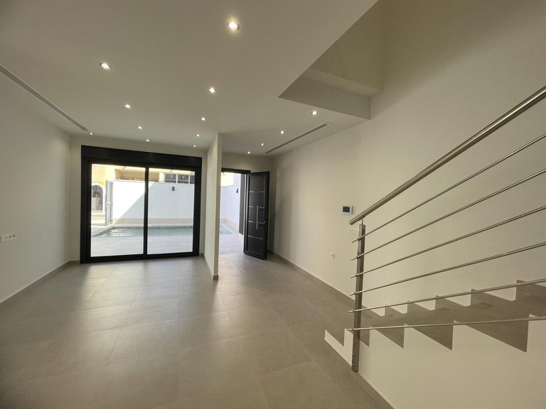 Villa for Sale in Comunidad valenciana, Almoradi, Alicante 14