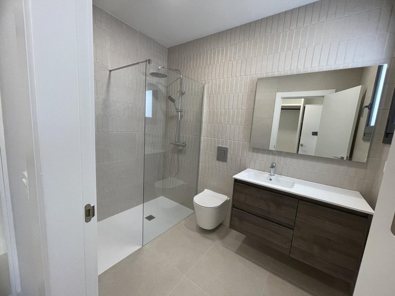 Villa for Sale in Comunidad valenciana, Almoradi, Alicante 45