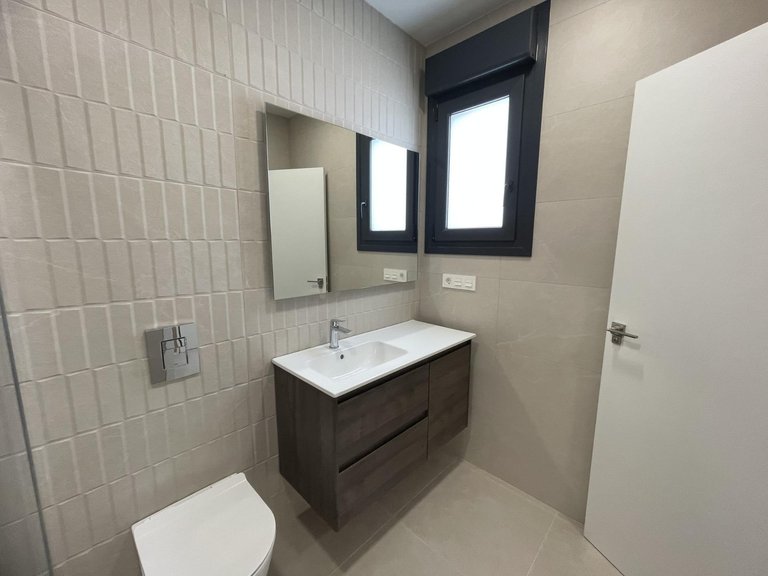 Villa for Sale in Comunidad valenciana, Almoradi, Alicante 47