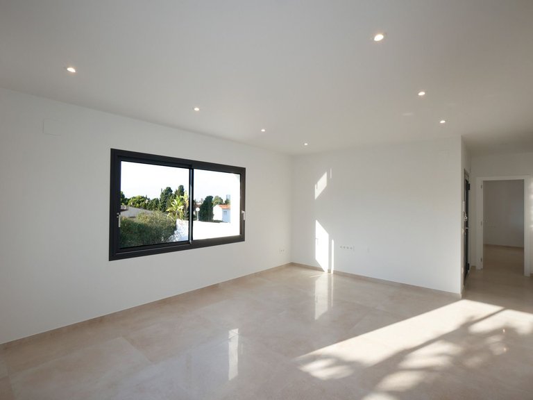 Villa for Sale in Playa De La Fossa, Calpe, Alicante 20