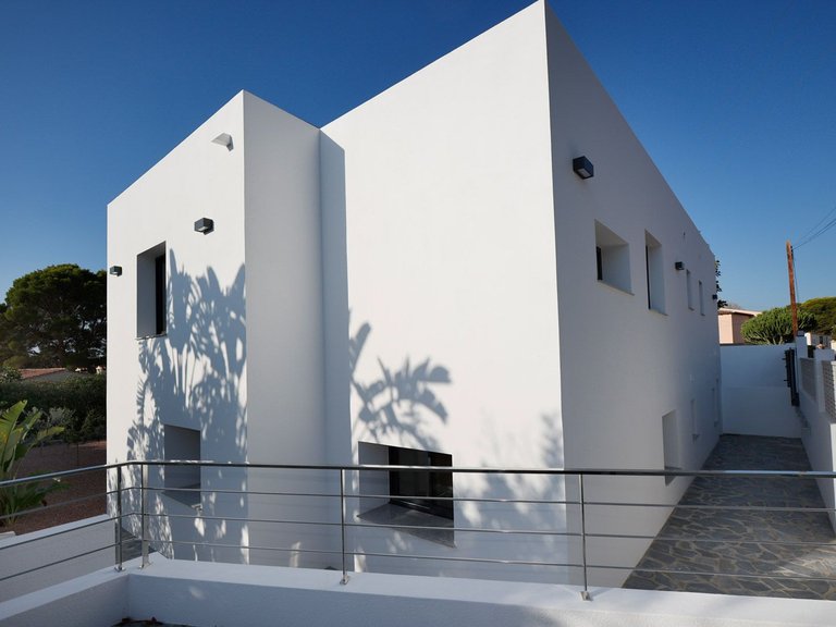 Villa for Sale in Playa De La Fossa, Calpe, Alicante 39