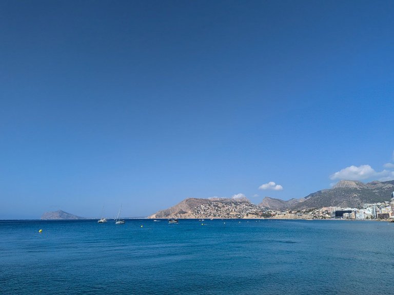 Villa for Sale in Playa De La Fossa, Calpe, Alicante 44