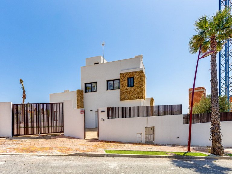 Villa for Sale in Finestrat Urbanizaciones, Finestrat, Alicante 37