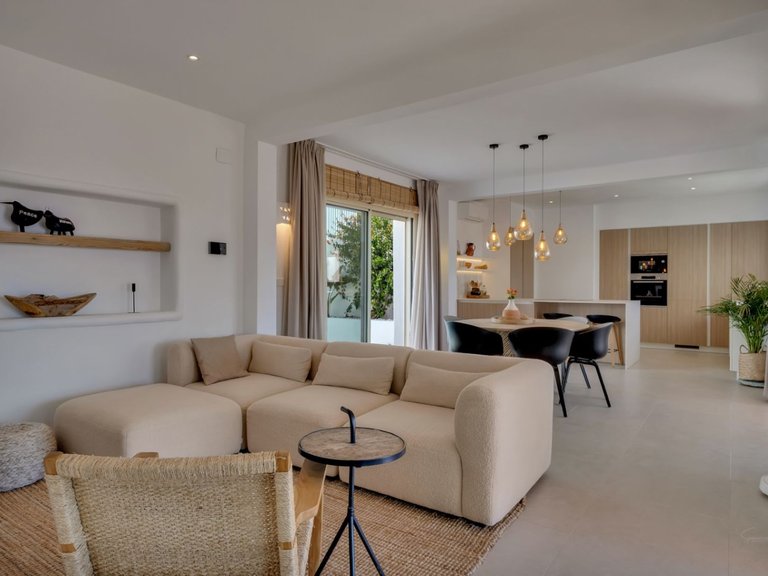 Villa for Sale in Pla del mar, Moraira, Alicante 4