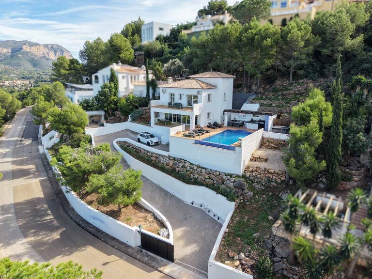 Villa for Sale in La Sella, Pedreguer, Alicante 2