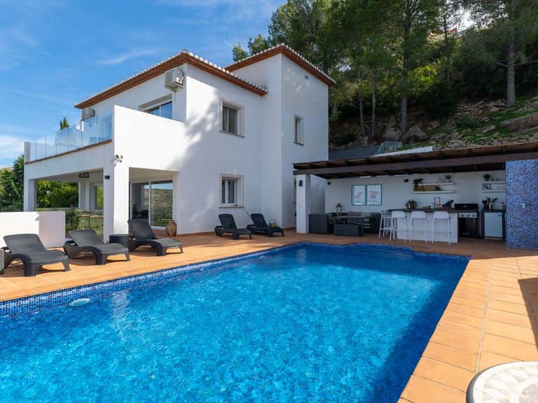 Villa for Sale in La Sella, Pedreguer, Alicante 3