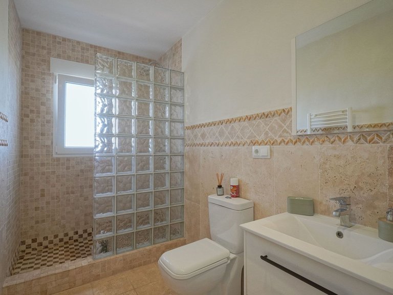 Villa for Sale in La Sella, Pedreguer, Alicante 38