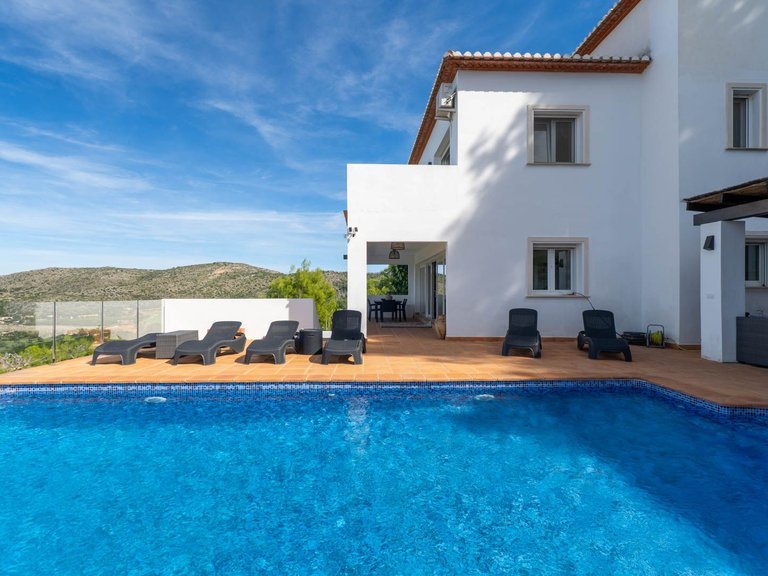 Villa for Sale in La Sella, Pedreguer, Alicante 4