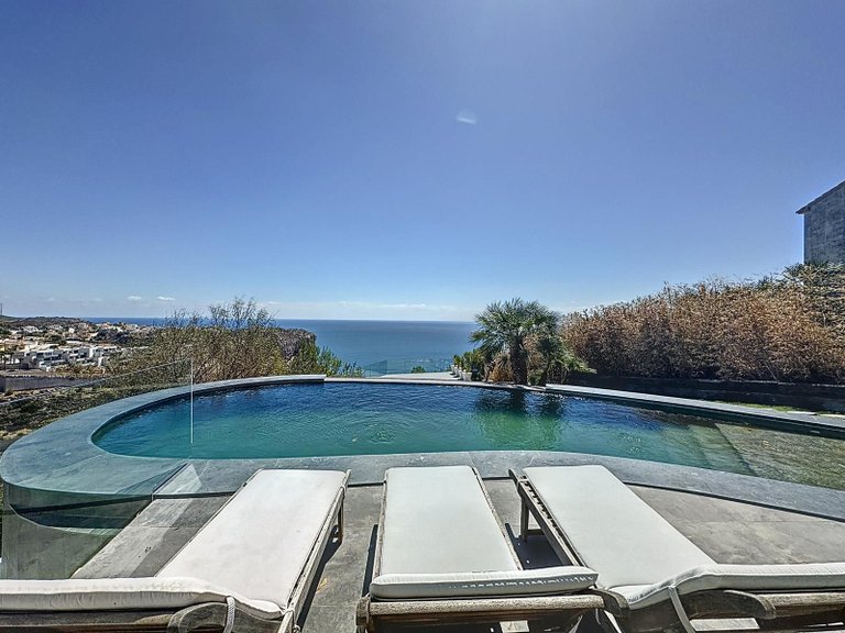 Villa for Sale in Benitachell, Alicante 1