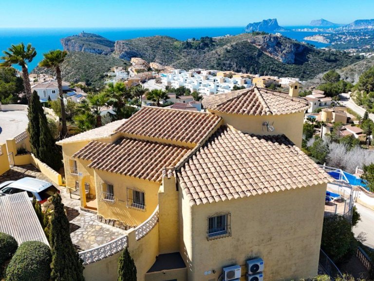 Villa for Sale in Benitachell, Alicante 1