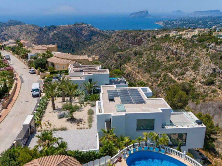 Villa for Sale in Benitachell, Alicante 1