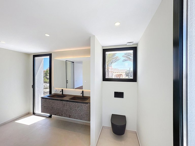 Villa for Sale in Benitachell, Alicante 32