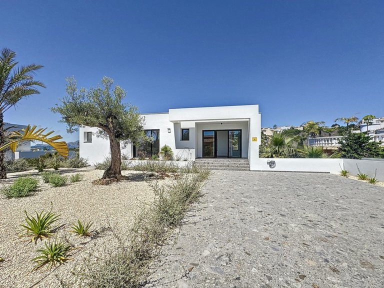 Villa for Sale in Benitachell, Alicante 5