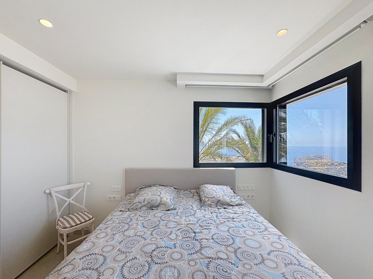 Villa for Sale in El Cuartón - Heliomar, Málaga, Malaga 22