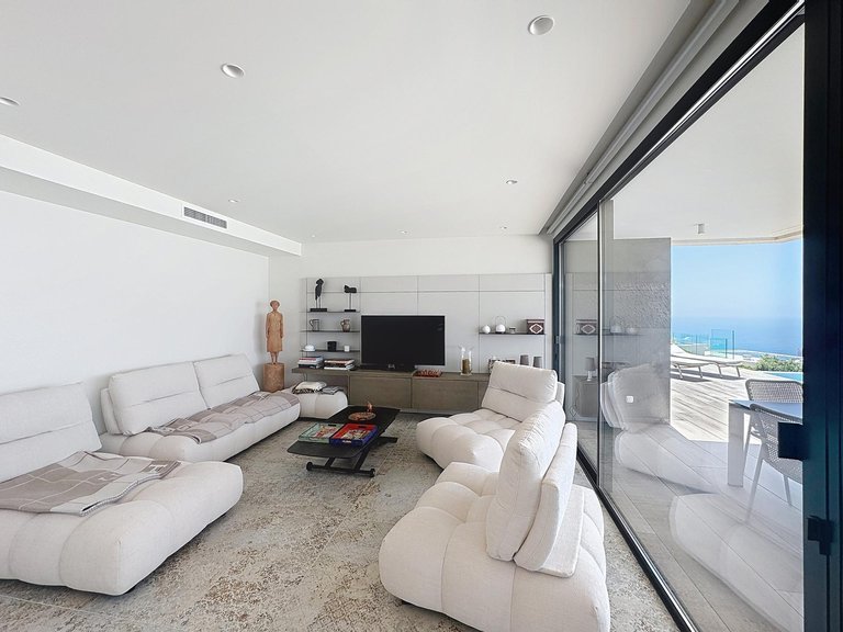 Villa for Sale in El Cuartón - Heliomar, Málaga, Malaga 42