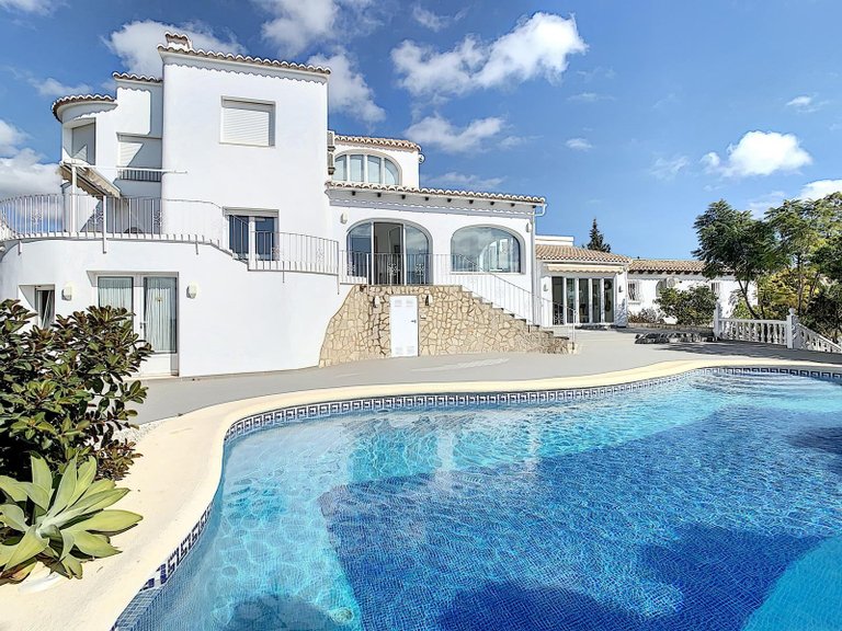 Villa for Sale in Benitachell, Alicante 1