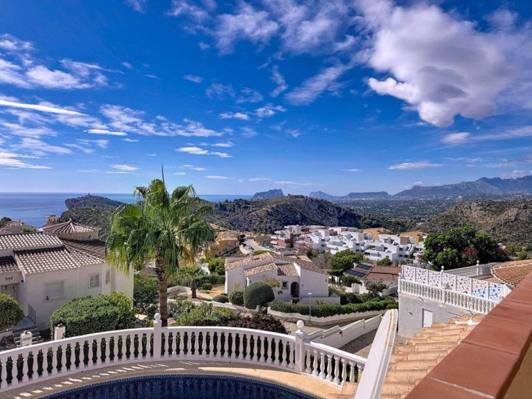 Villa for Sale in Benitachell, Alicante 1