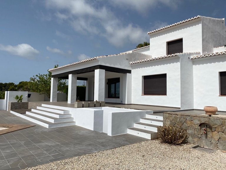 Villa for Sale in Pla del mar, Moraira, Alicante 1