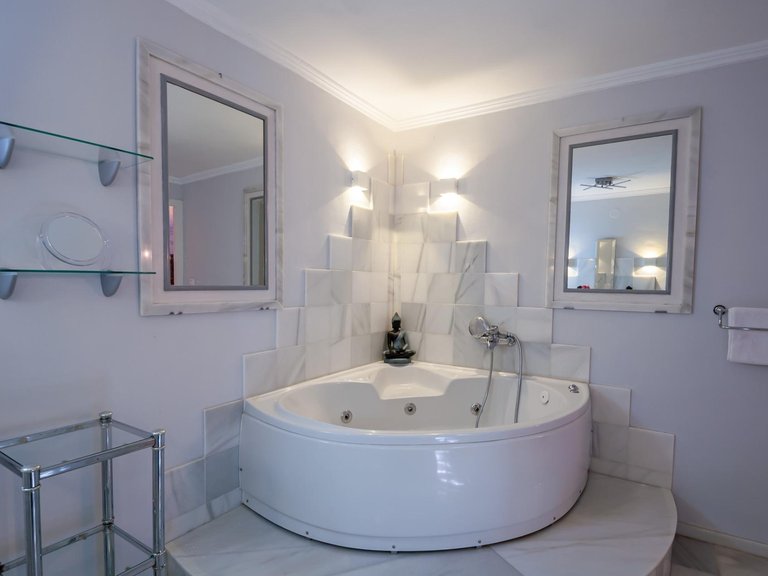 Villa for Sale in Canuta, Calpe, Alicante 32