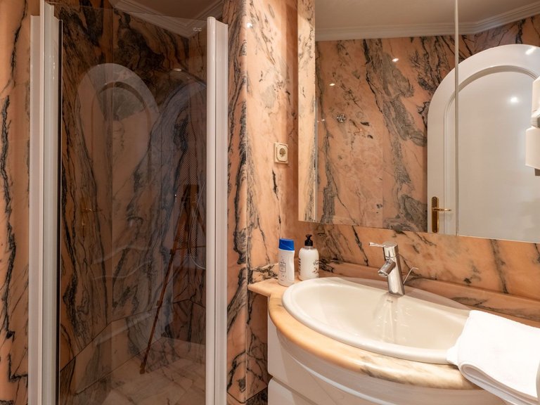 Villa for Sale in Cala Advocat - Baladrar, Benissa, Alicante 19