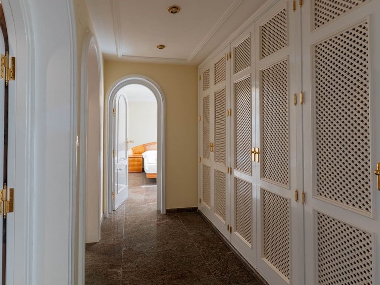 Villa for Sale in Cala Advocat - Baladrar, Benissa, Alicante 8