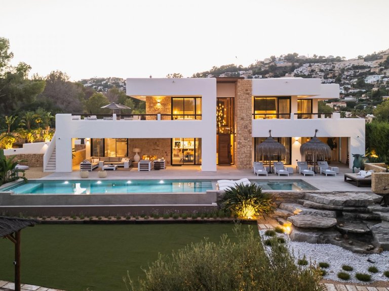 Villa for Sale in Pla del mar, Moraira, Alicante 1