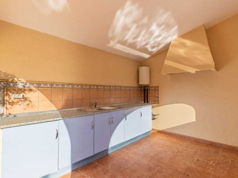 Villa for Sale in Pueblo 15, Jalon - Xalo, Alicante 33