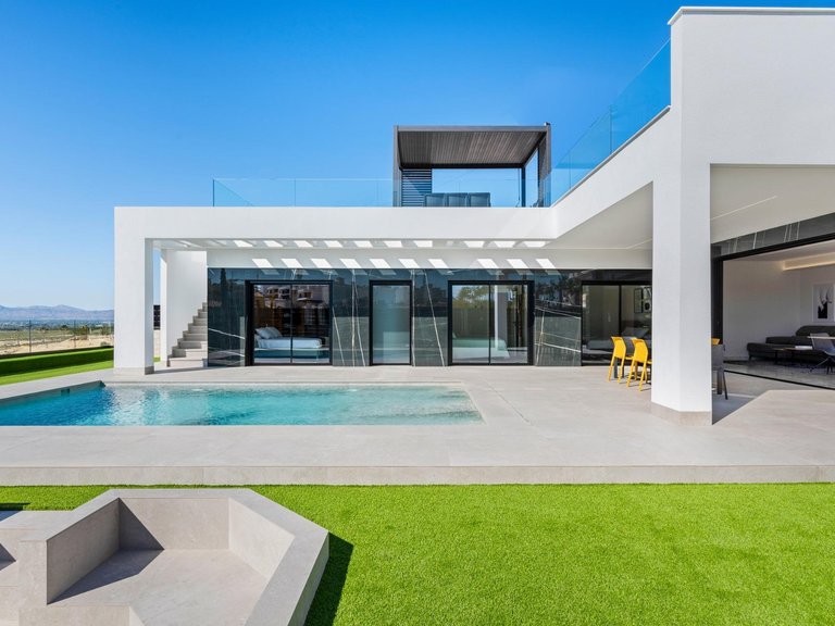 Villa for Sale in Comunidad valenciana, Algorfa, Alicante 39