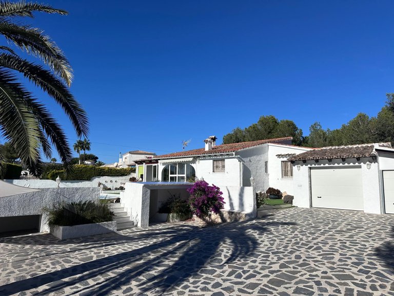 Villa for Sale in Pla del mar, Moraira, Alicante 26
