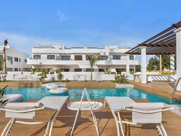 Villa for Sale in Las Lomas del Rame-Bahía Bella, Los Alcázares, Murcia 48