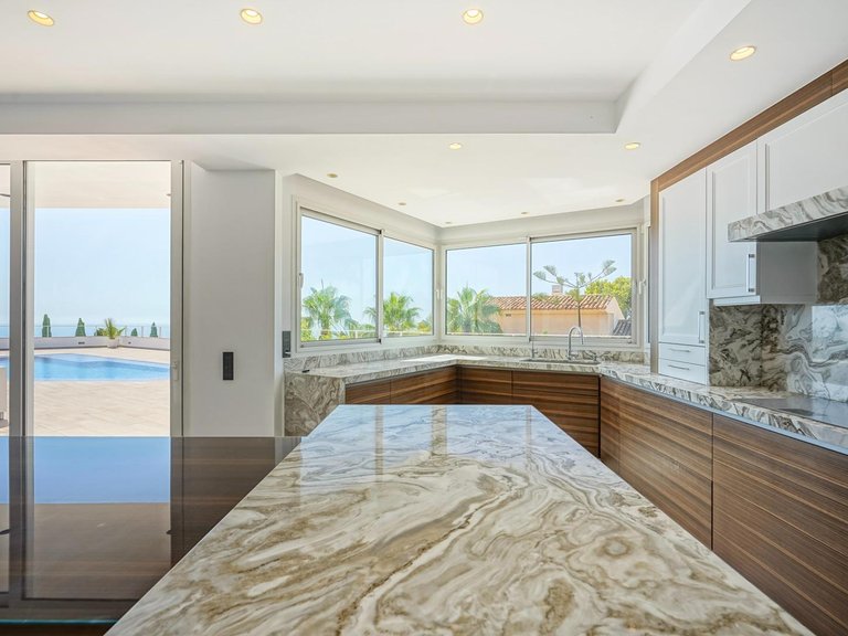 Villa for Sale in Urbanizaciones, Altea, Alicante 21