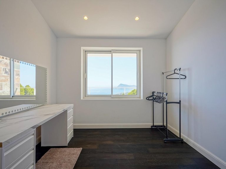 Villa for Sale in Urbanizaciones, Altea, Alicante 33