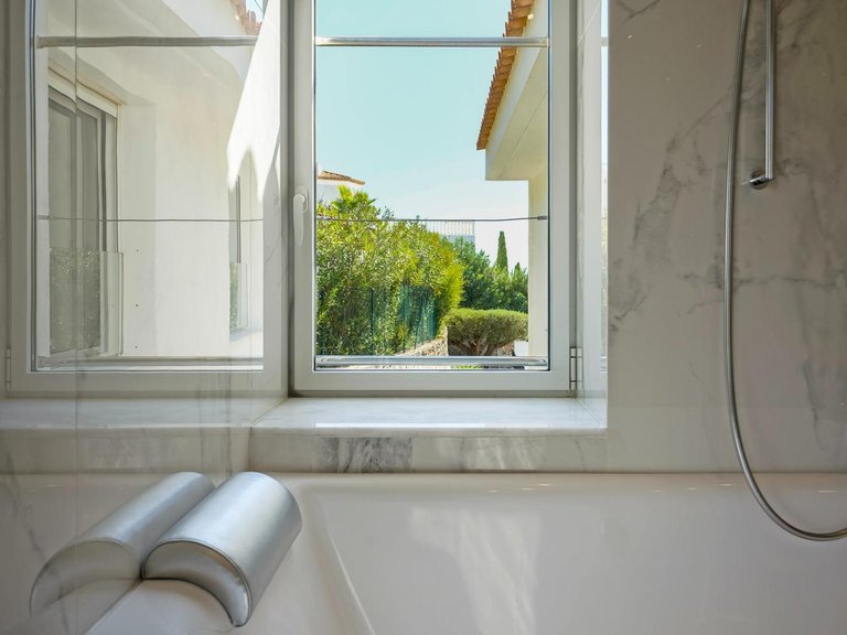 Villa for Sale in Urbanizaciones, Altea, Alicante 43