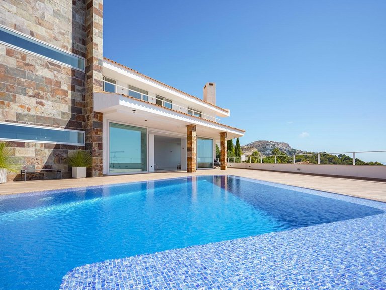 Villa for Sale in Urbanizaciones, Altea, Alicante 5