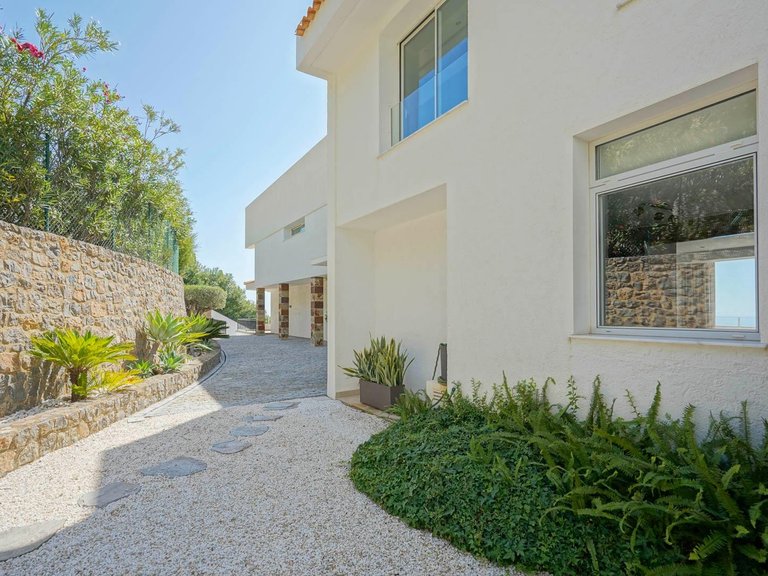 Villa for Sale in Urbanizaciones, Altea, Alicante 61