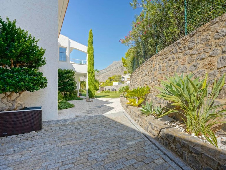 Villa for Sale in Urbanizaciones, Altea, Alicante 65