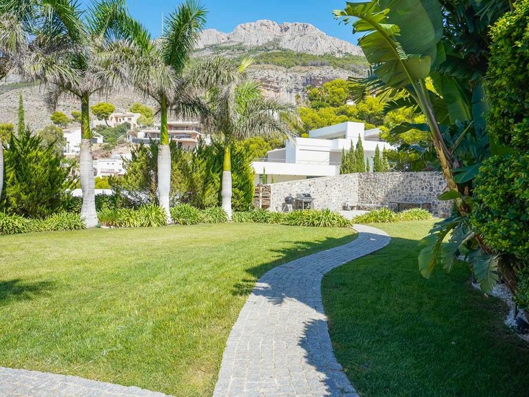 Villa for Sale in Urbanizaciones, Altea, Alicante 70