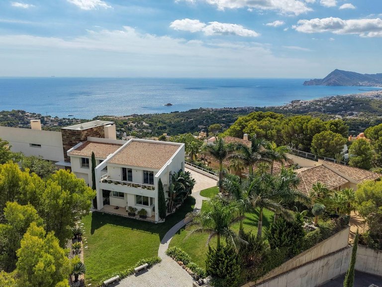 Villa for Sale in Urbanizaciones, Altea, Alicante 75