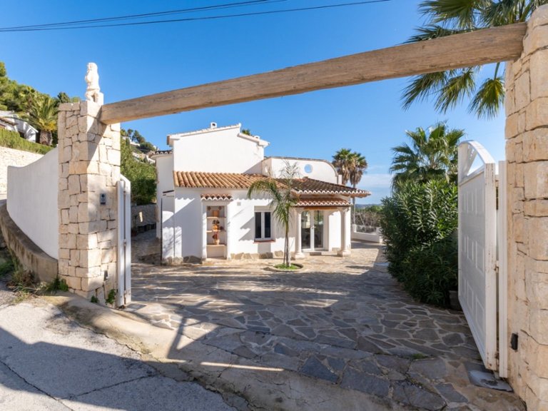 Villa for Sale in Pla del mar, Moraira, Alicante 40