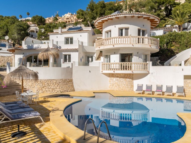 Villa for Sale in Pla del mar, Moraira, Alicante 1