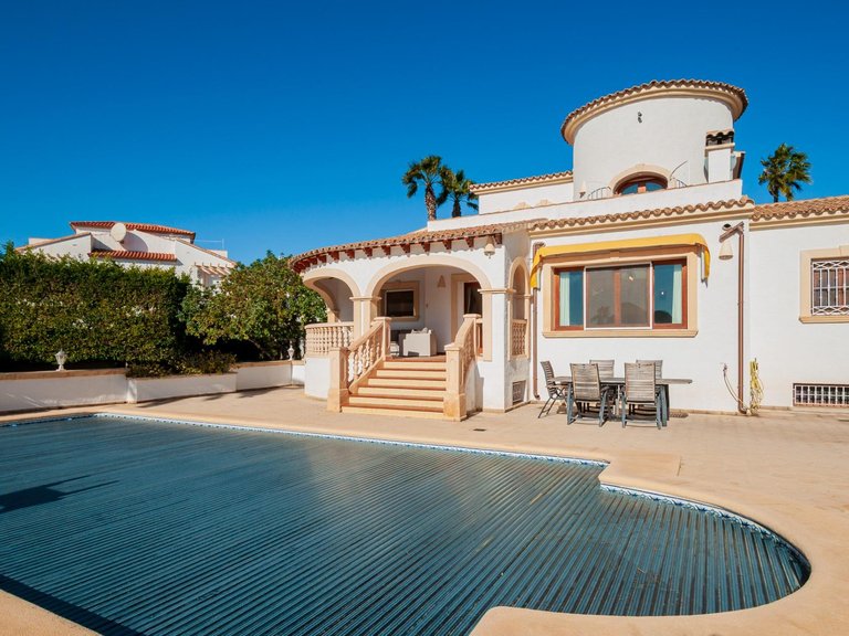 Villa for Sale in Ortenbach, Calpe, Alicante 30