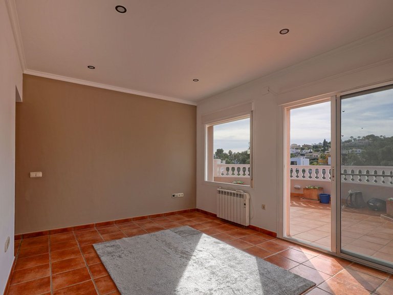 Apartment for Sale in playa fustera, Benissa, Alicante 3