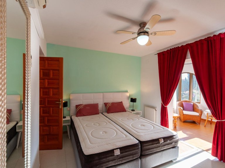 Villa for Sale in Ortenbach, Calpe, Alicante 11