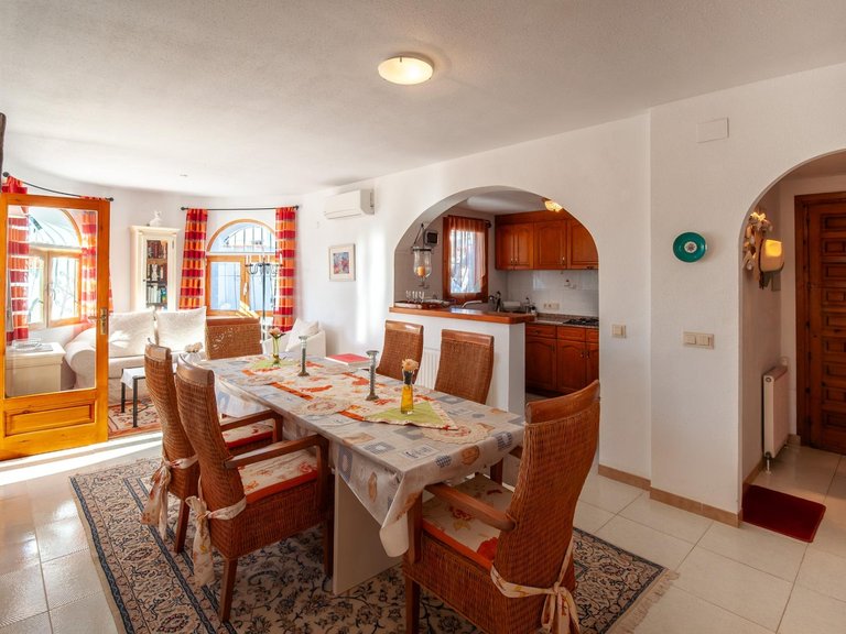 Villa for Sale in Ortenbach, Calpe, Alicante 5