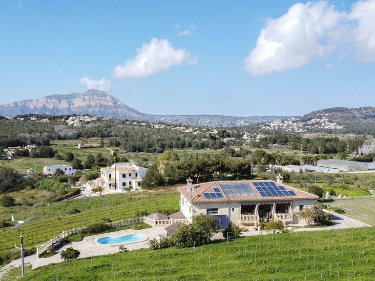 Villa for Sale in La Lluca - La Tarraula, Jávea - Xàbia, Alicante 4